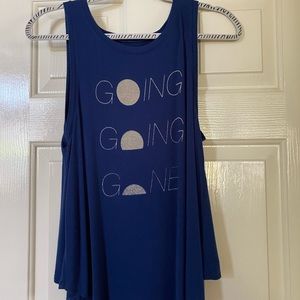 American Eagle flowy tank